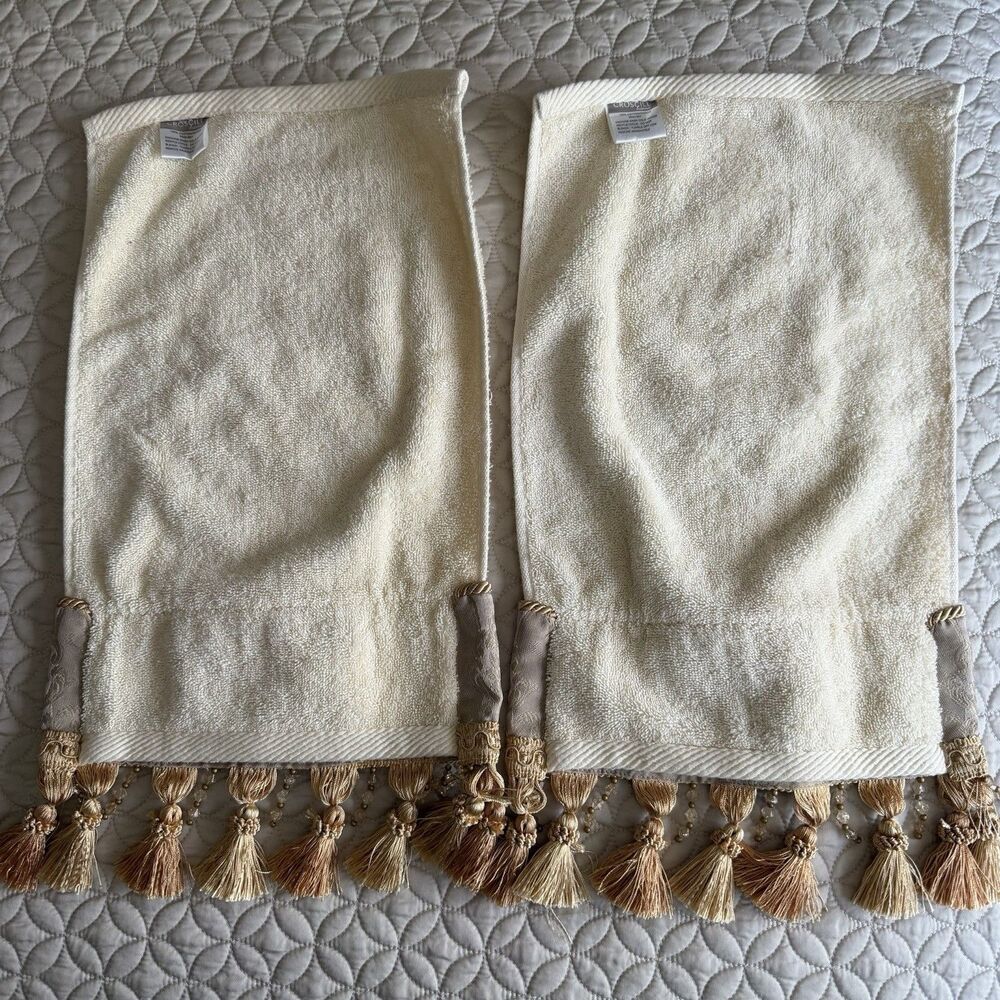 Set Of 2 Croscill Embellished Hand Towels 17x10" Fringe Tassel Jeweled Beige - Picture 4 of 6